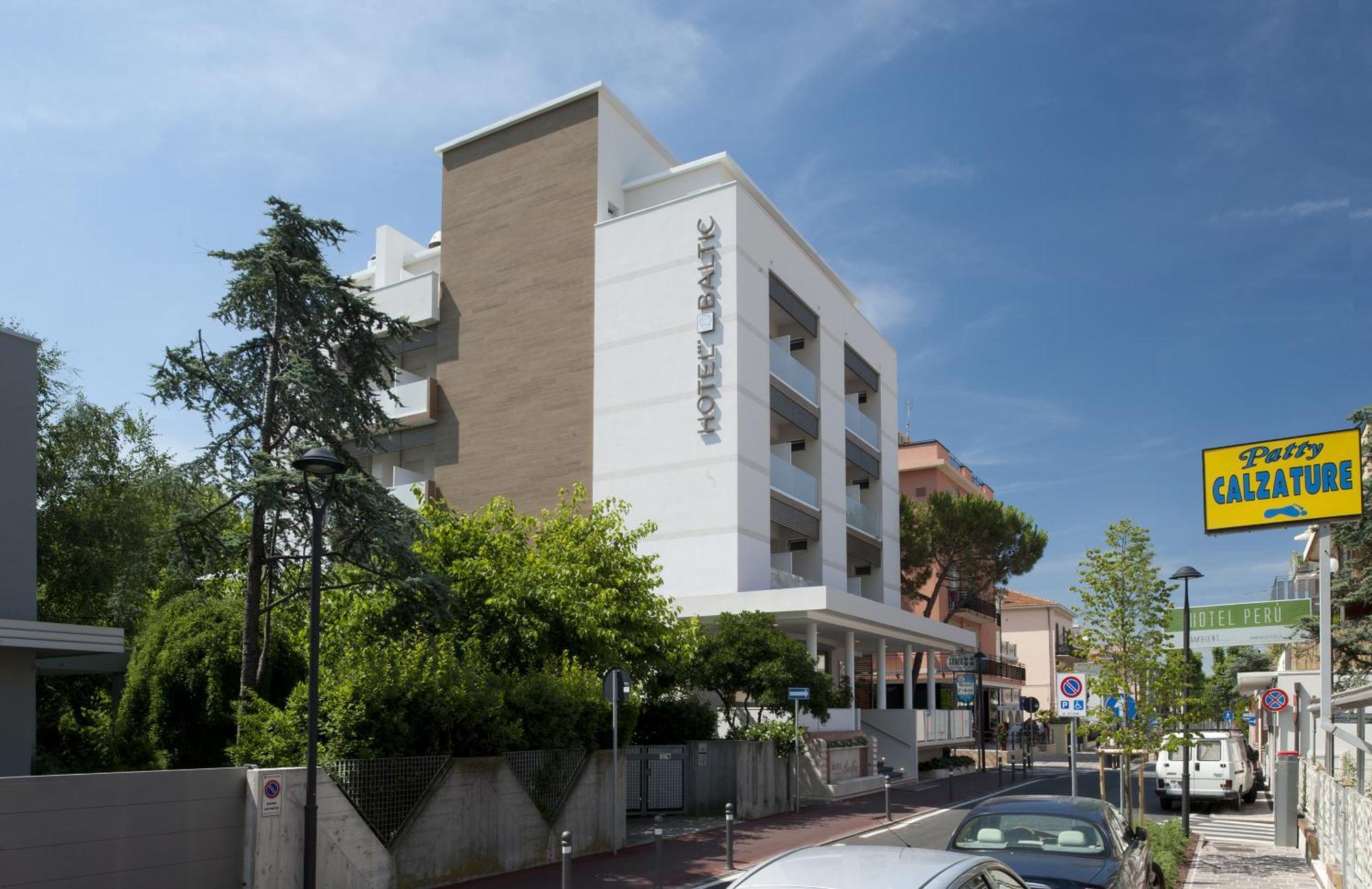 Hotel Baltic Римини Экстерьер фото